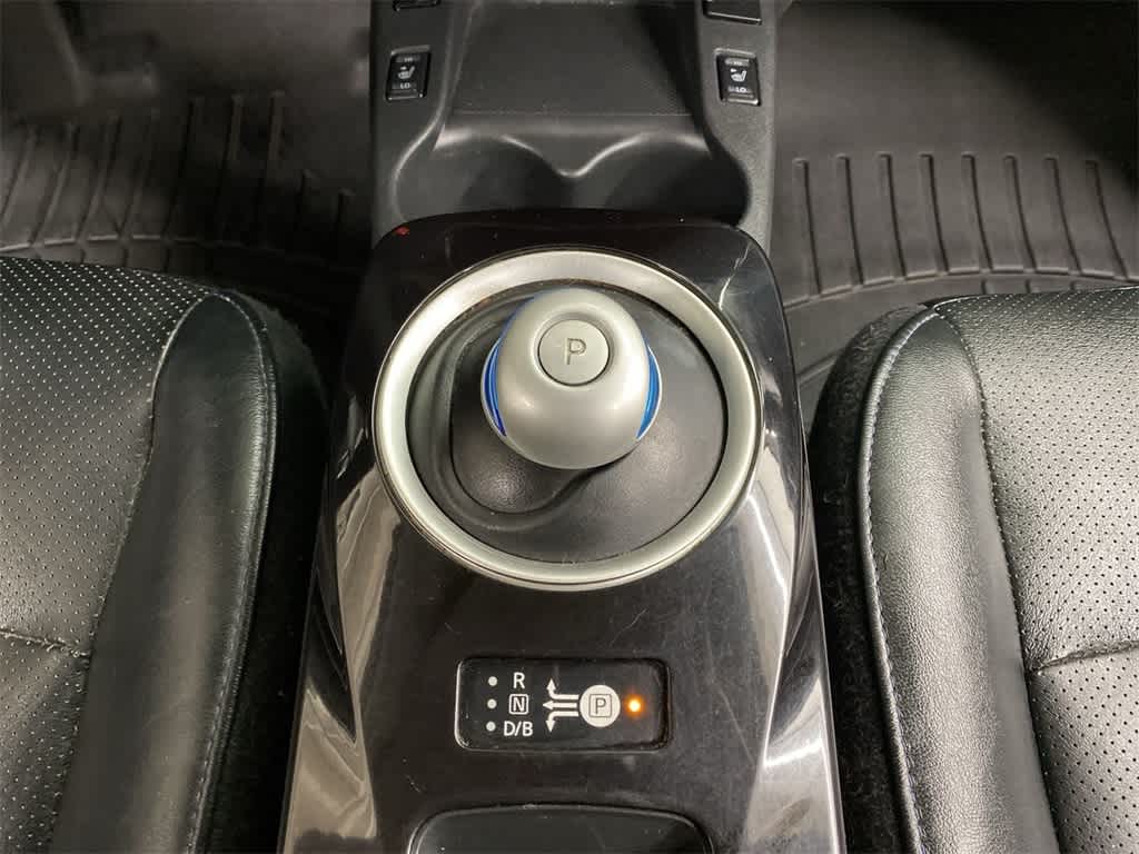 Thumbnail: 2013 Nissan Leaf - 28