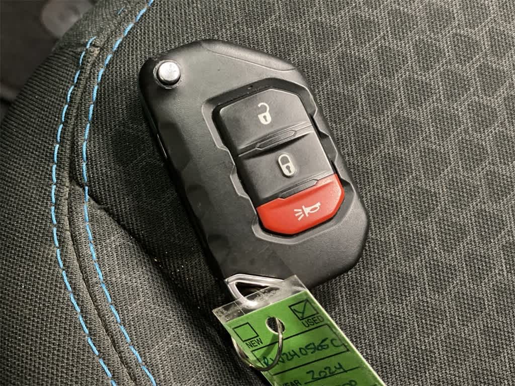 Thumbnail: 2024 Jeep Wrangler - 30