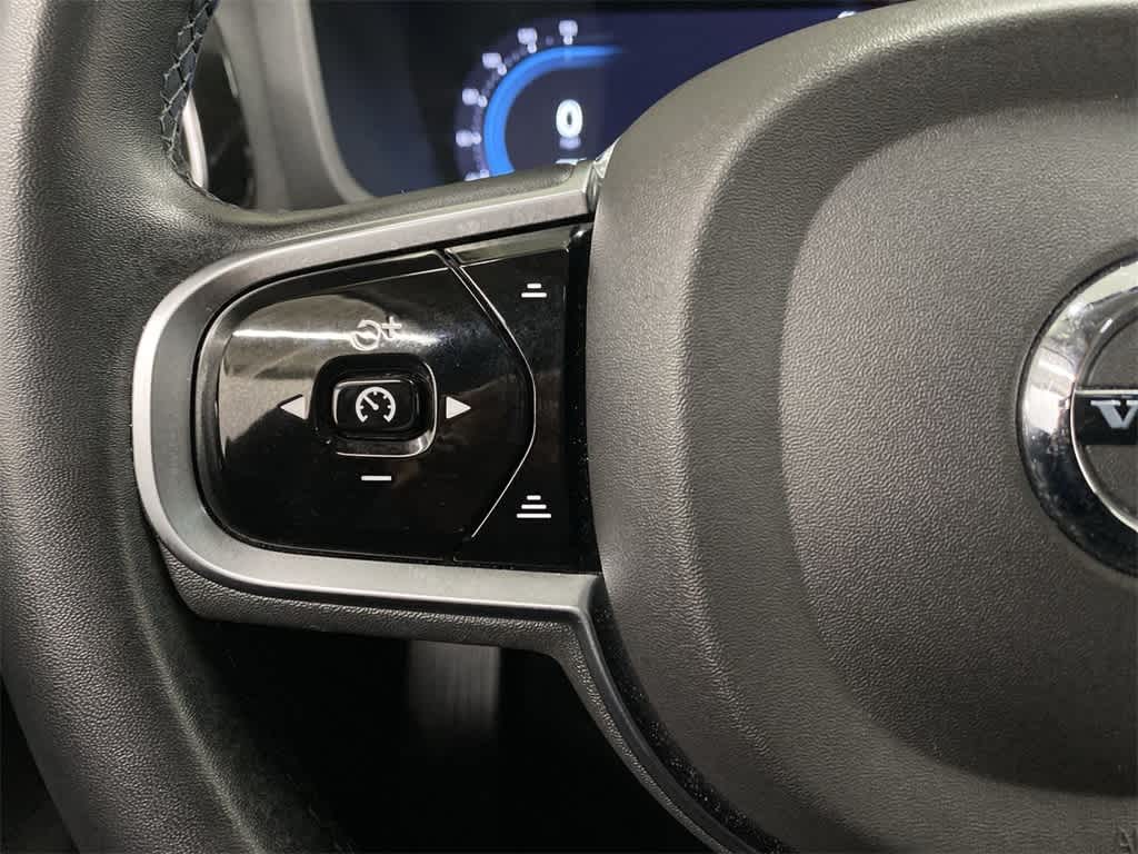 Thumbnail: 2024 Volvo S60 - 21