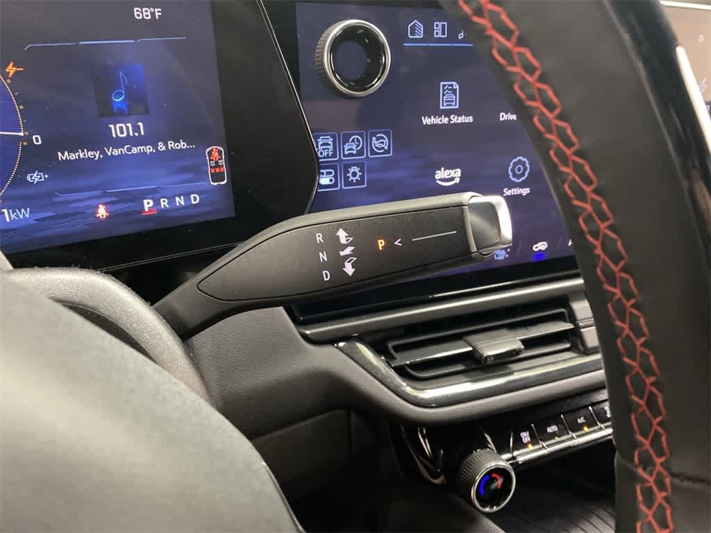 Thumbnail: 2024 Chevrolet Equinox - 26