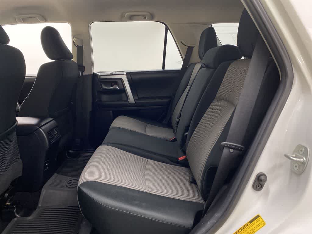 Thumbnail: 2019 Toyota 4Runner - 16