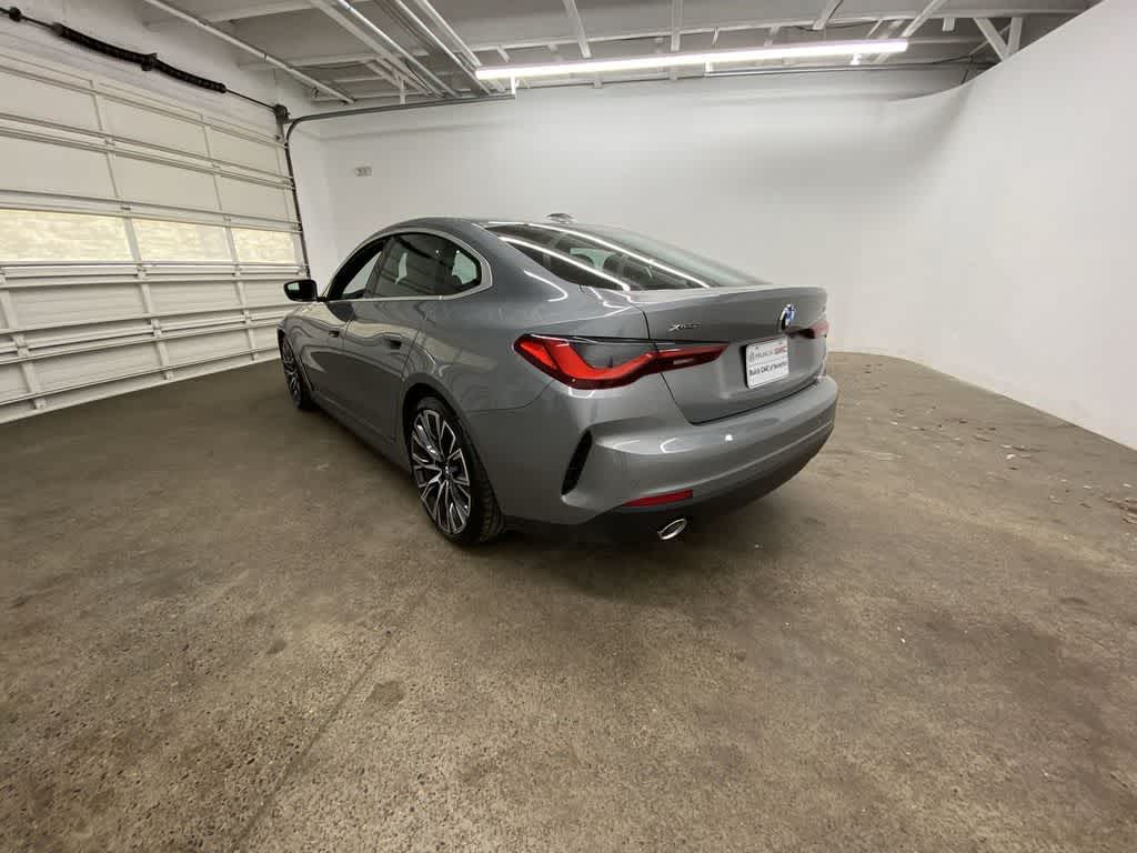 Thumbnail: 2023 BMW 4 Series - 4