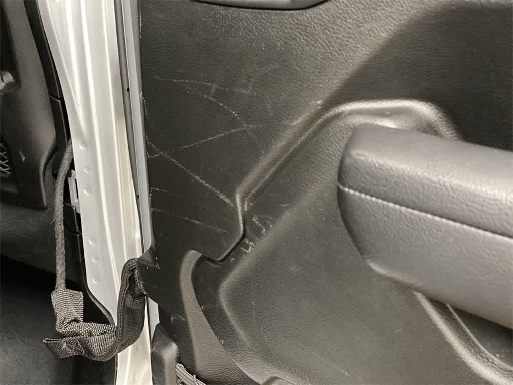 Thumbnail: 2024 Jeep Wrangler - 31