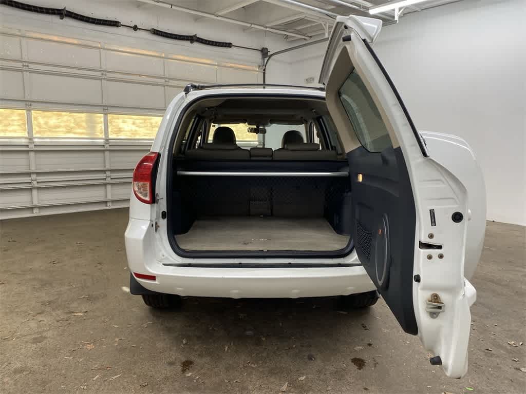 Thumbnail: 2007 Toyota RAV4 - 29