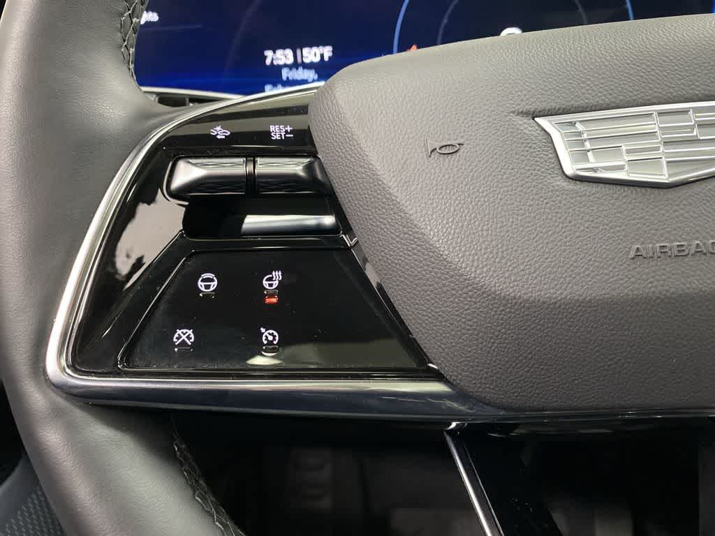 Thumbnail: 2024 Cadillac Lyriq - 21