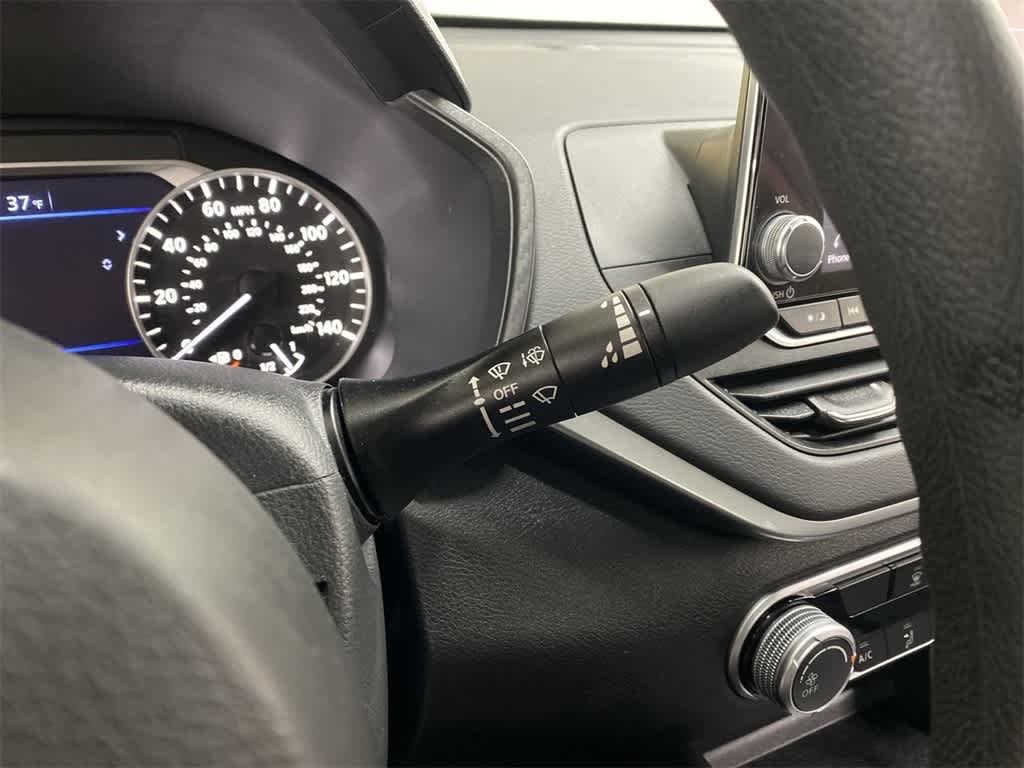 2022 Nissan Altima SV 24