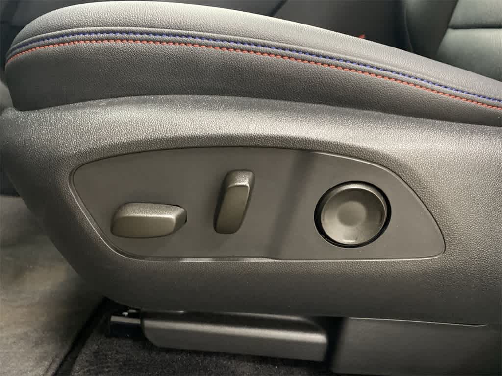 Thumbnail: 2024 Chevrolet Equinox - 16