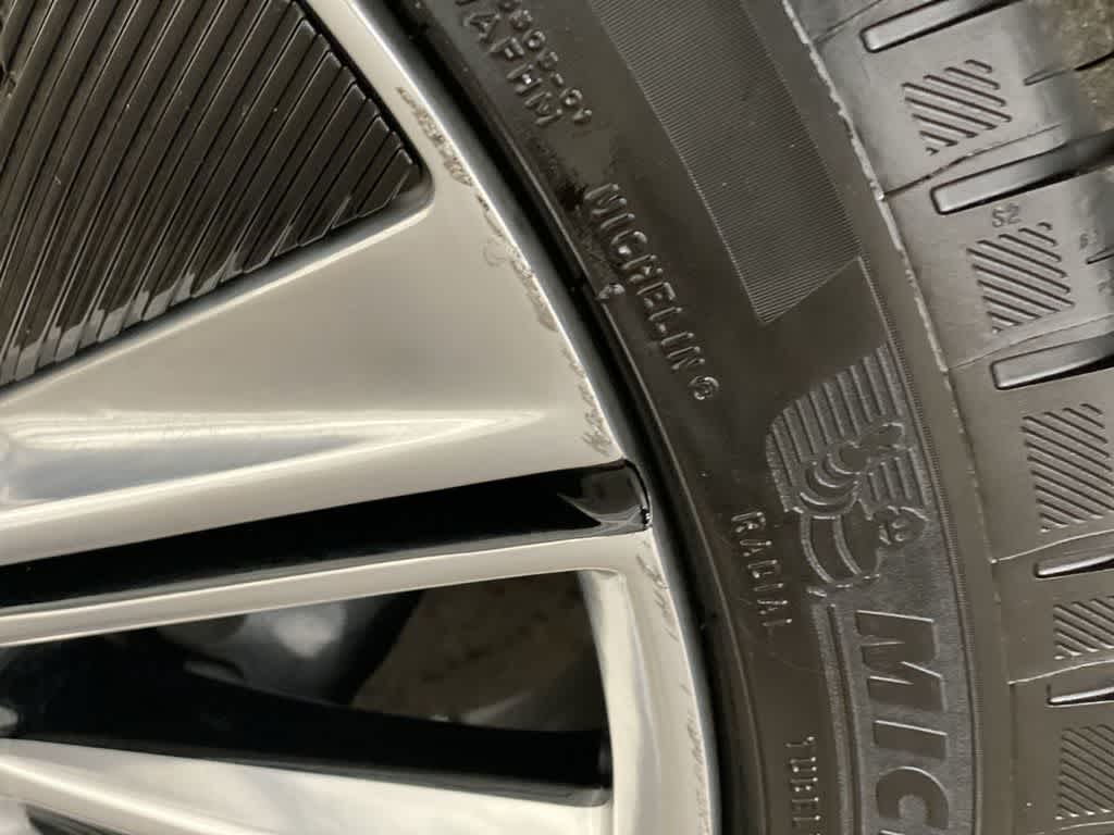 Thumbnail: 2024 Cadillac Lyriq - 31