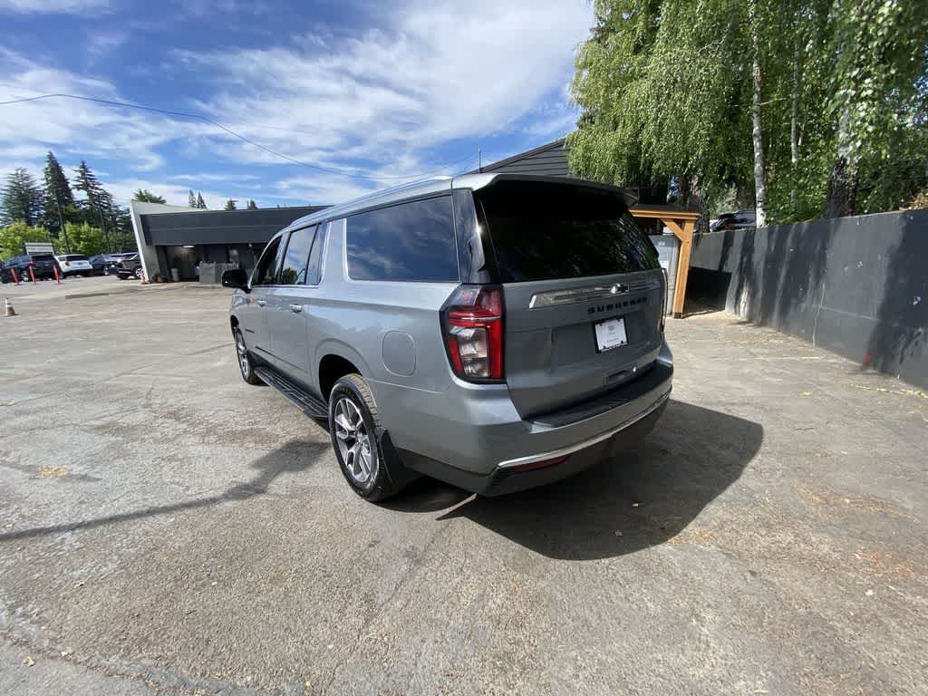 Thumbnail: 2024 Chevrolet Suburban - 4