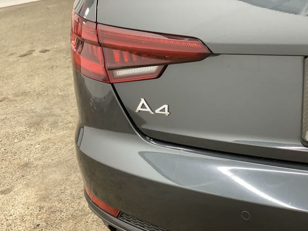 Thumbnail: 2018 Audi A4 - 10