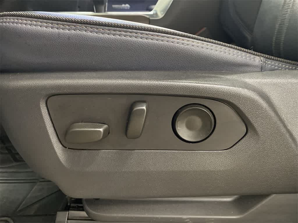 Thumbnail: 2023 Chevrolet Silverado 1500 - 15