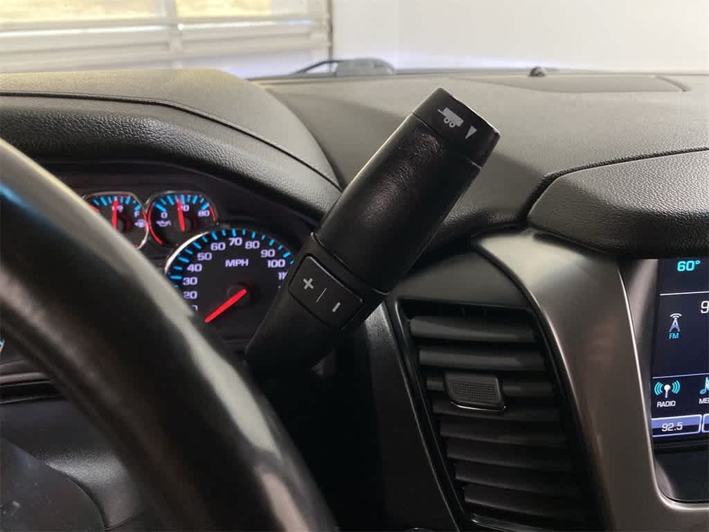 Thumbnail: 2018 Chevrolet Tahoe - 25