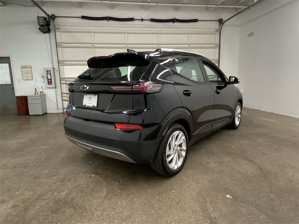 Thumbnail: 2023 Chevrolet Bolt EUV - 6