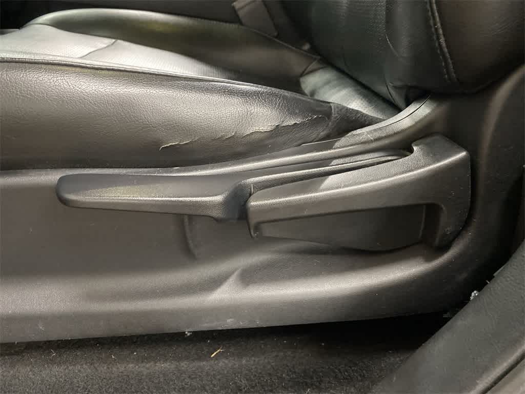 Thumbnail: 2013 Nissan Leaf - 16