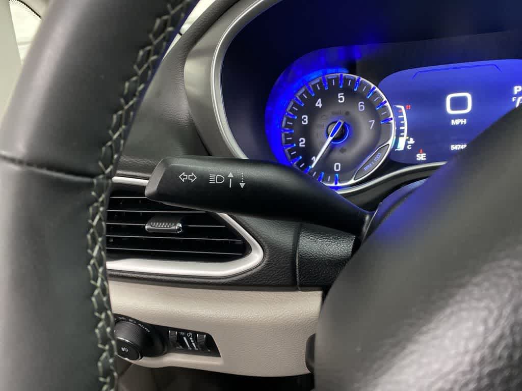 Thumbnail: 2024 Chrysler Pacifica - 24