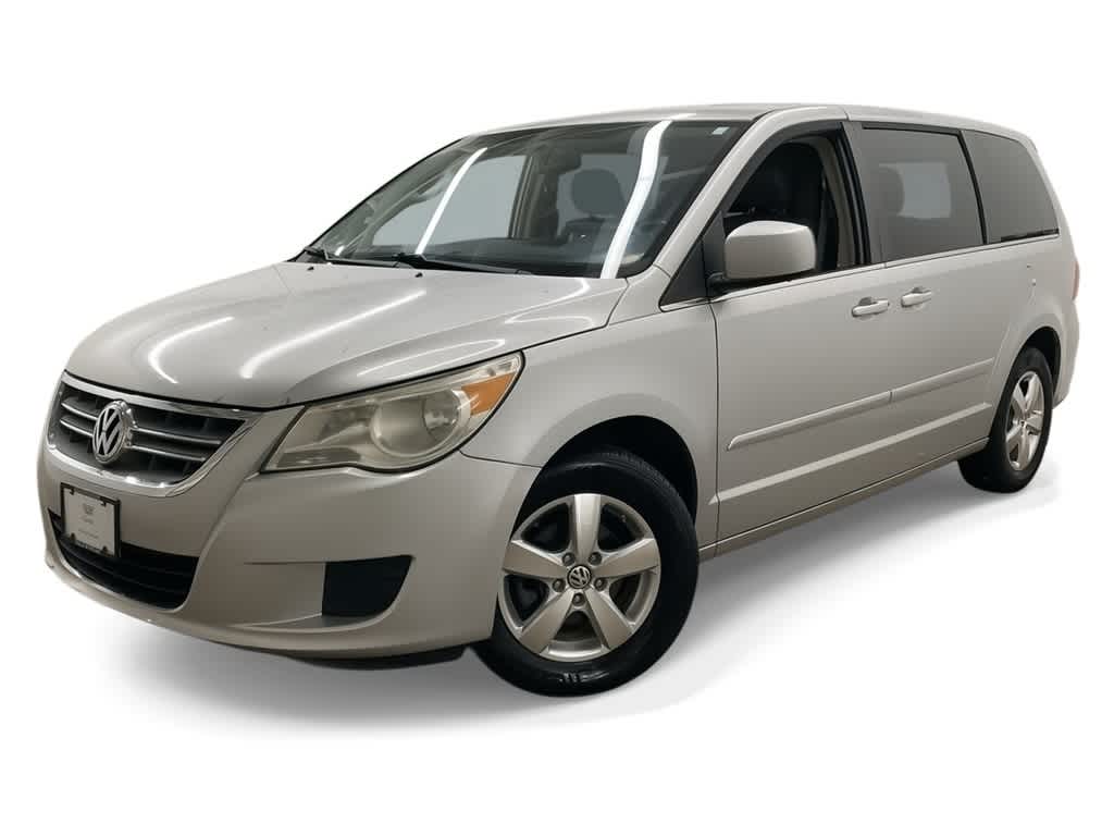 2010 Volkswagen Routan SE -
                  Portland, OR