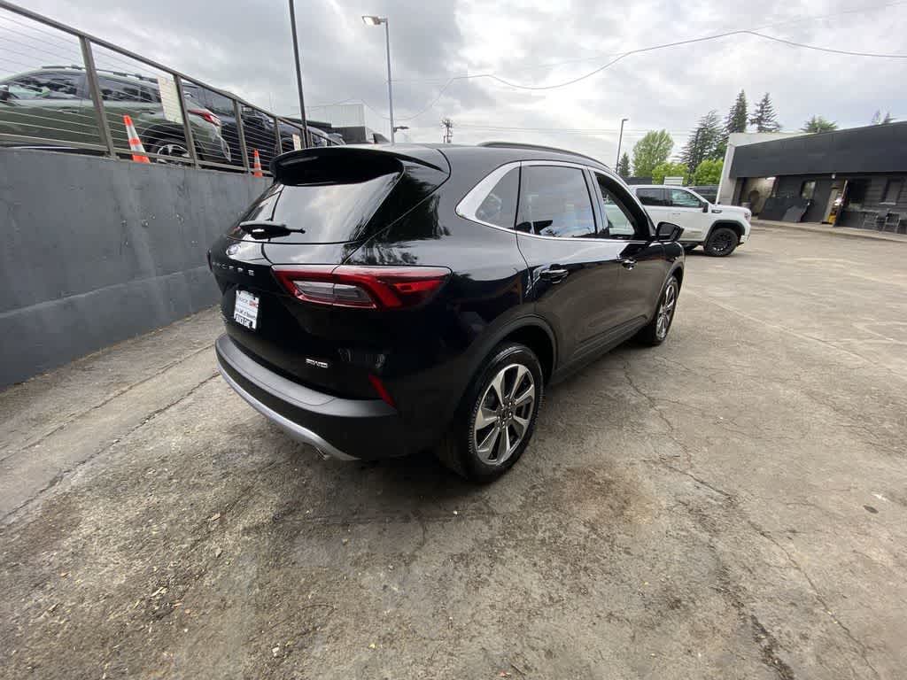 Thumbnail: 2025 Ford Escape - 6