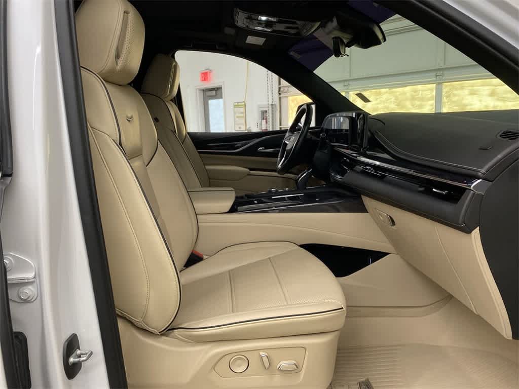 Thumbnail: 2023 Cadillac Escalade - 20