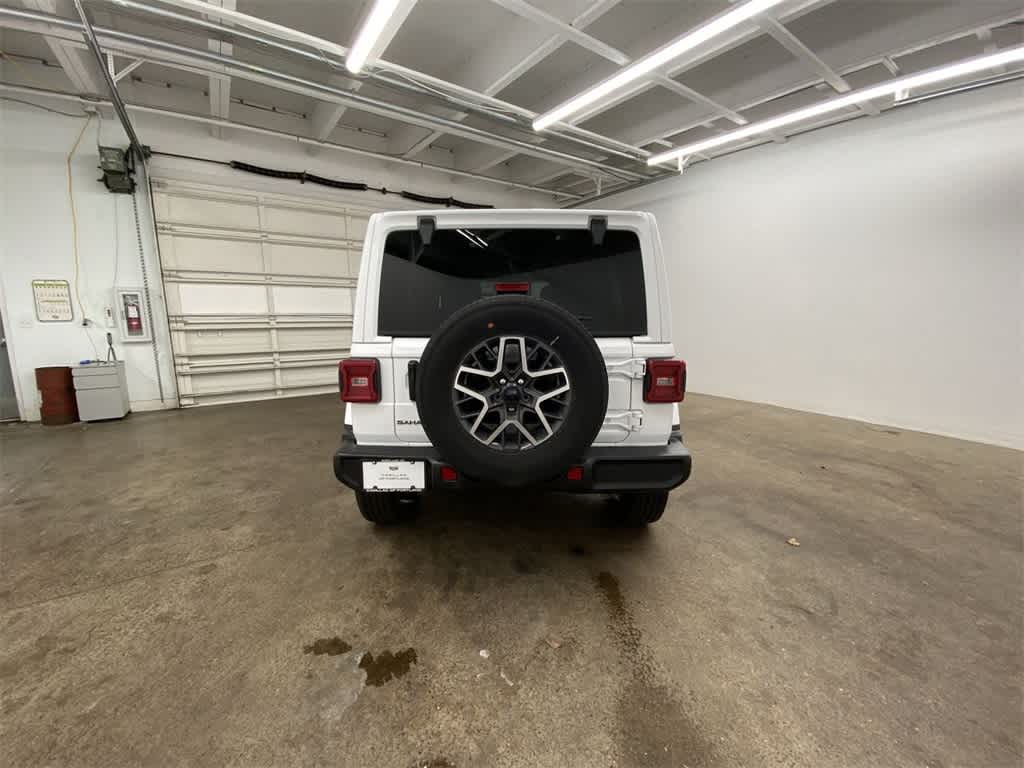 Thumbnail: 2025 Jeep Wrangler - 5