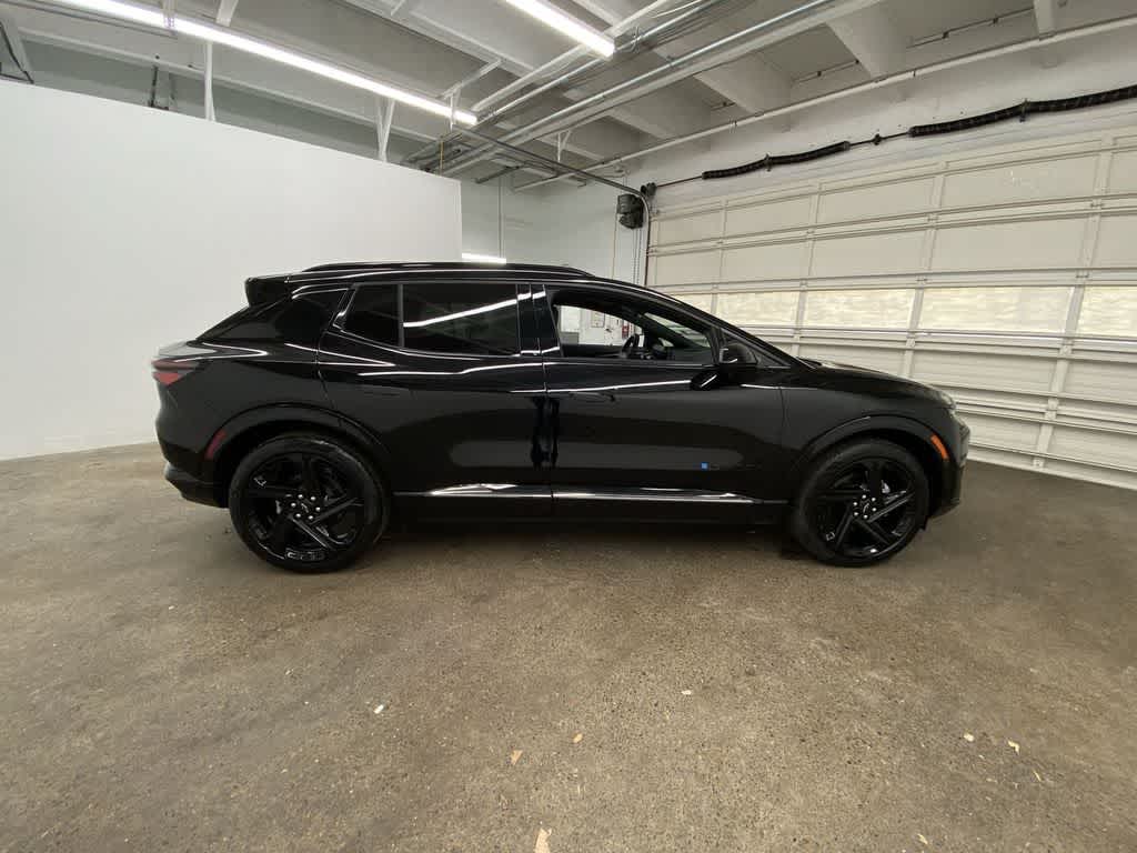 Thumbnail: 2024 Chevrolet Equinox - 7