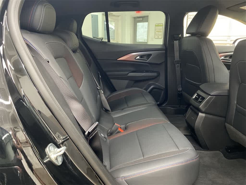 Thumbnail: 2024 Chevrolet Equinox - 18