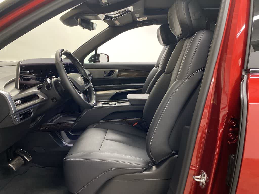 Thumbnail: 2026 Cadillac Vistiq - 14