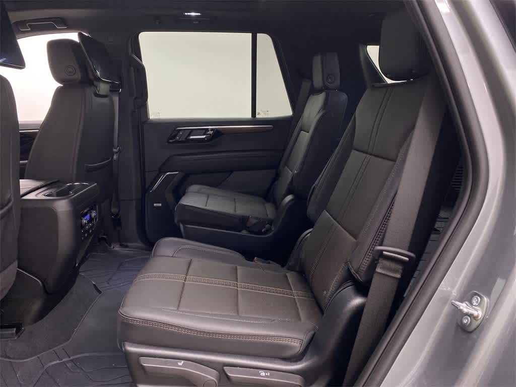 Thumbnail: 2025 Chevrolet Tahoe - 17