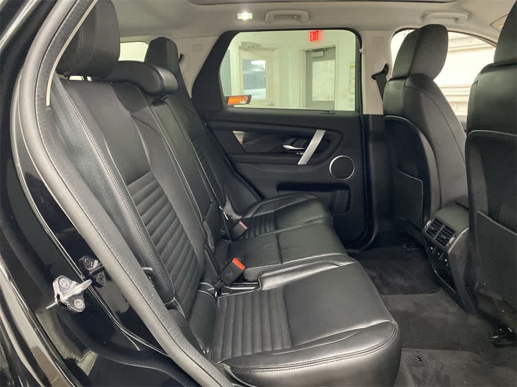 Thumbnail: 2020 Land Rover Discovery Sport - 19
