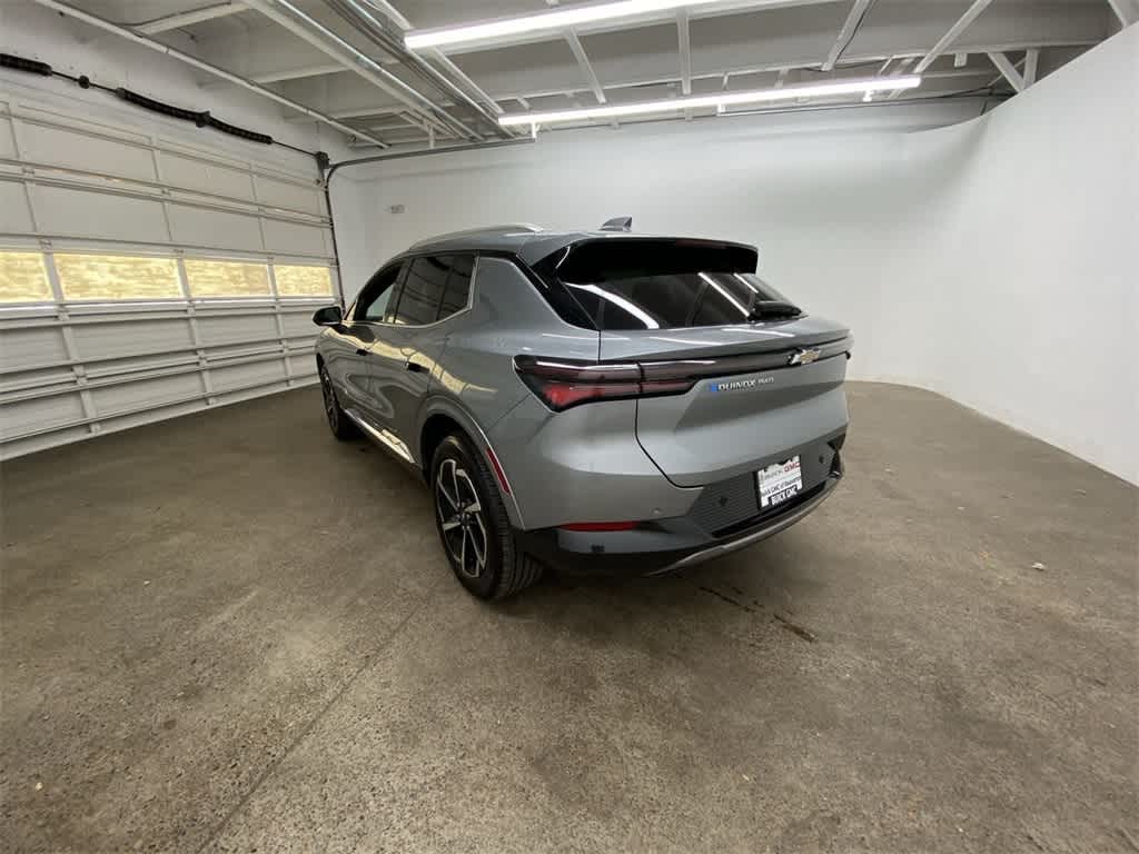 Thumbnail: 2024 Chevrolet Equinox - 4