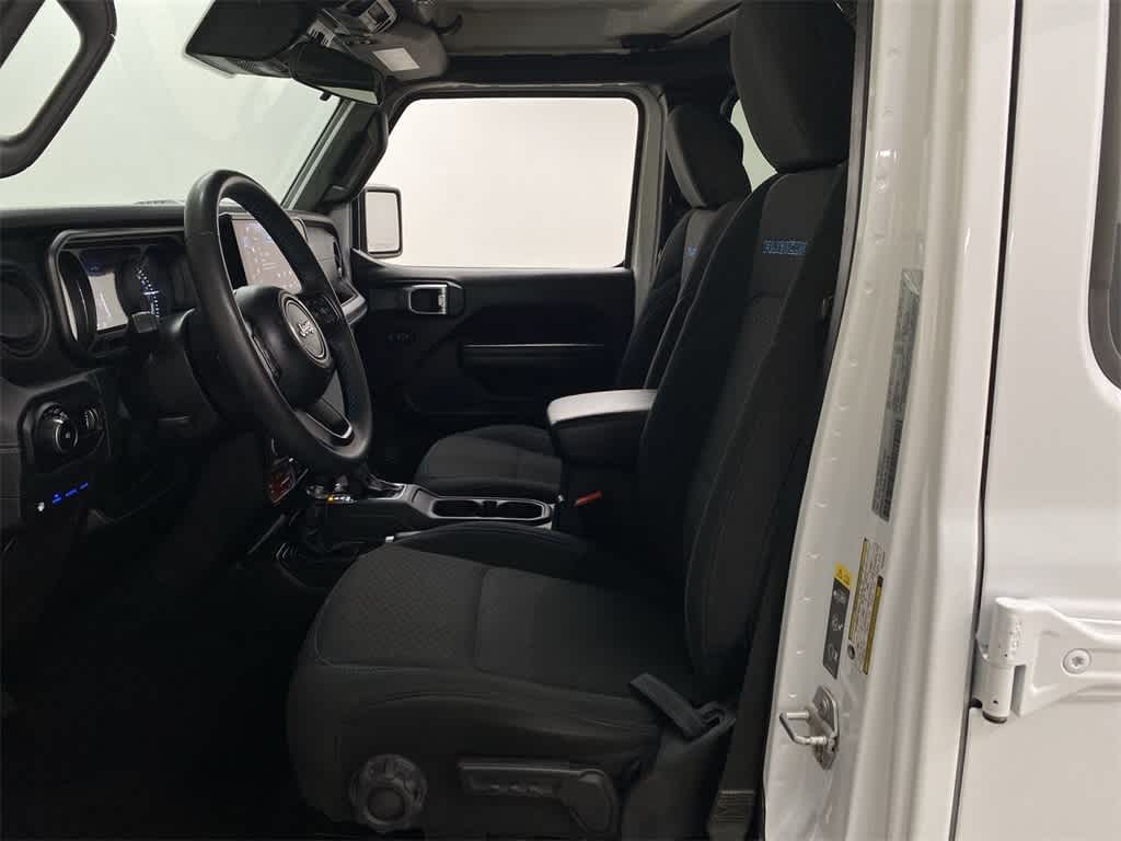 Thumbnail: 2024 Jeep Wrangler - 14