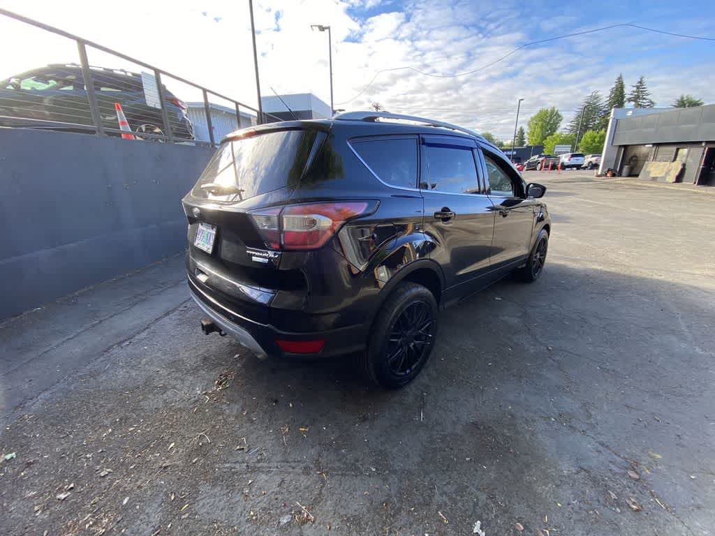 Thumbnail: 2017 Ford Escape - 6