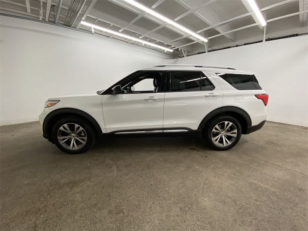 Thumbnail: 2020 Ford Explorer - 3