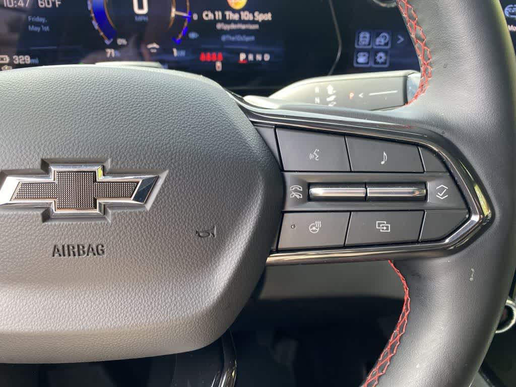 Thumbnail: 2025 Chevrolet Silverado EV - 21