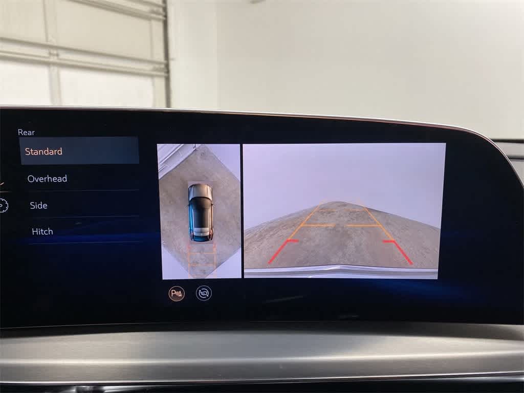 Thumbnail: 2025 Cadillac Lyriq - 25