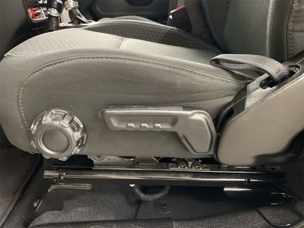 Thumbnail: 2024 Jeep Wrangler - 15