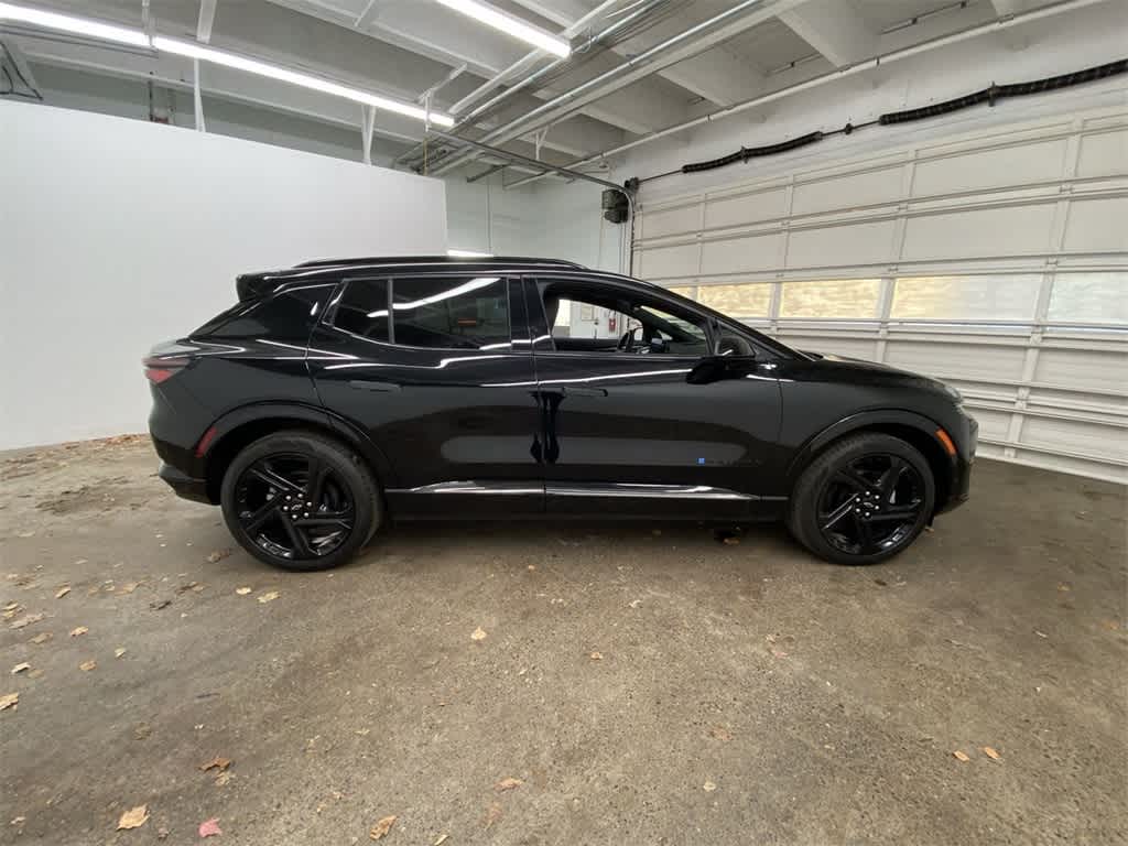 Thumbnail: 2024 Chevrolet Equinox - 7