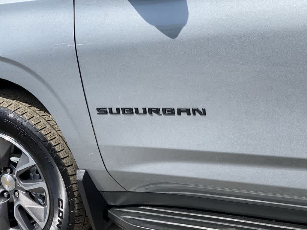 Thumbnail: 2024 Chevrolet Suburban - 10