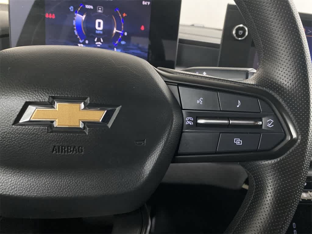 Thumbnail: 2024 Chevrolet Silverado EV - 21