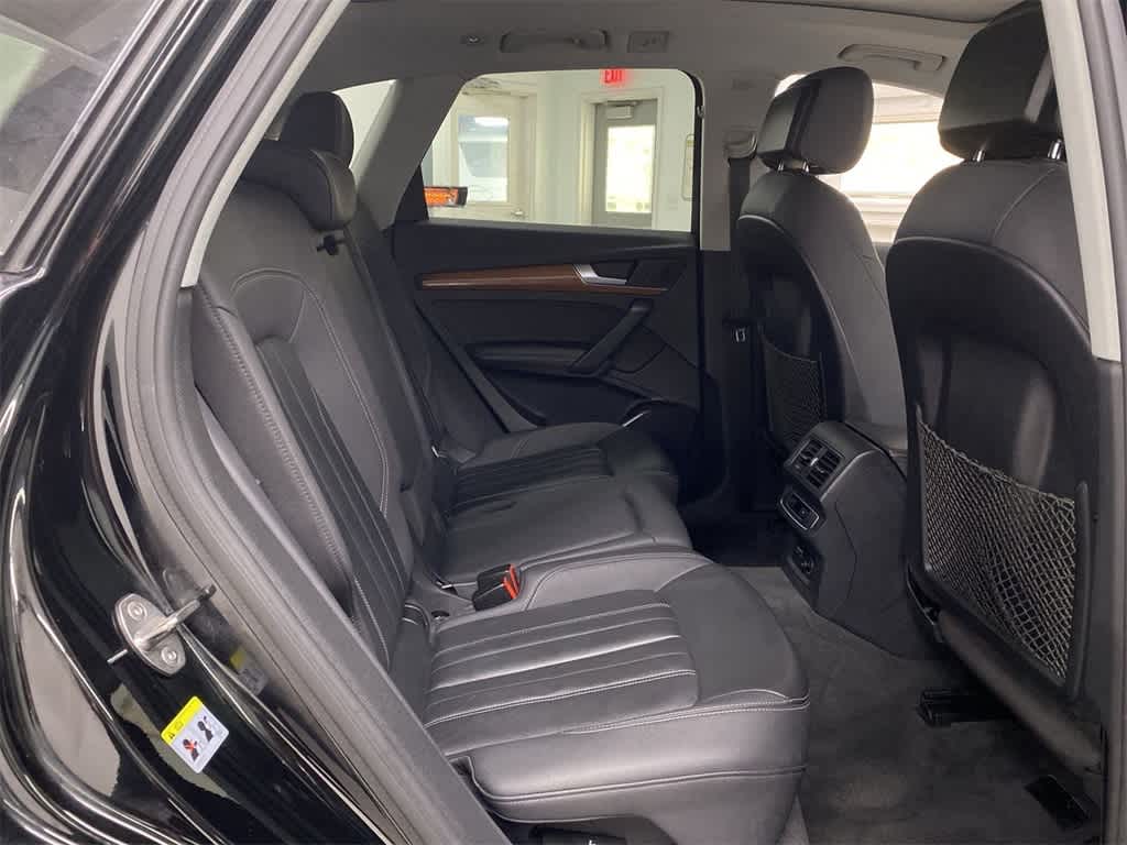 Thumbnail: 2021 Audi Q5 - 17