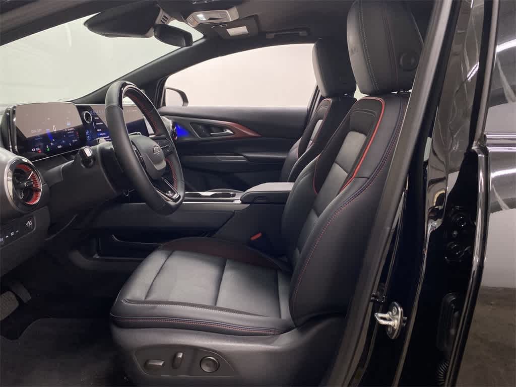 Thumbnail: 2024 Chevrolet Equinox - 14