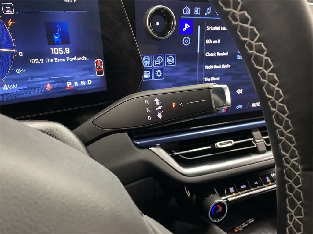 Thumbnail: 2025 Chevrolet Equinox - 25