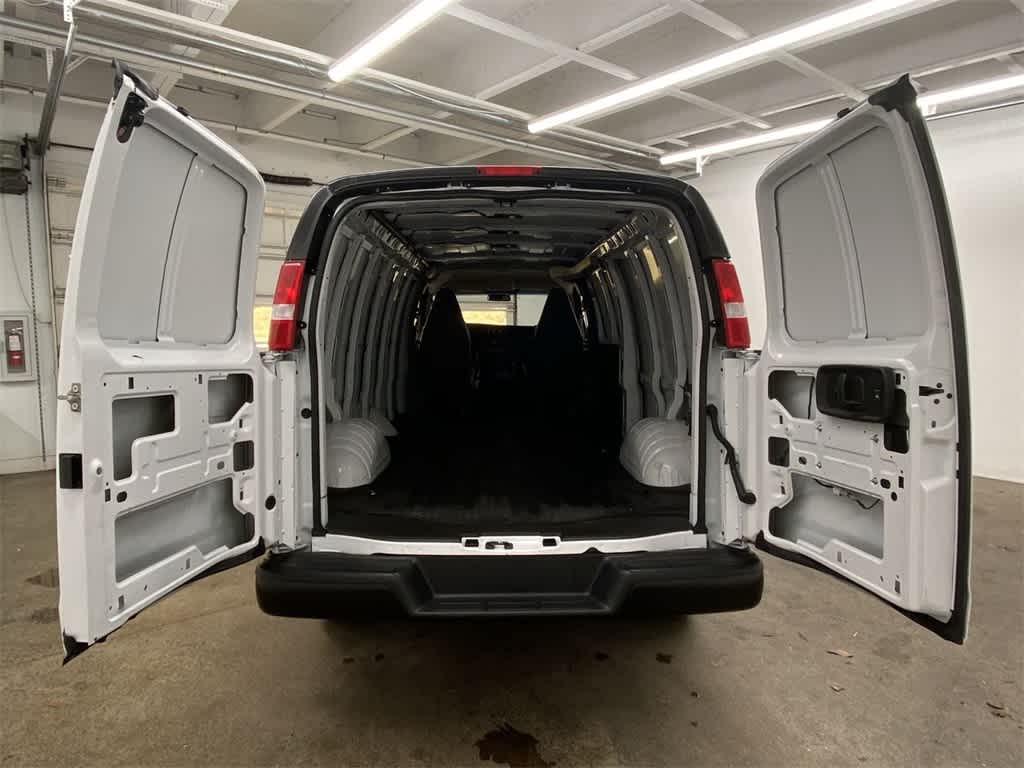 Thumbnail: 2023 Chevrolet Express - 27