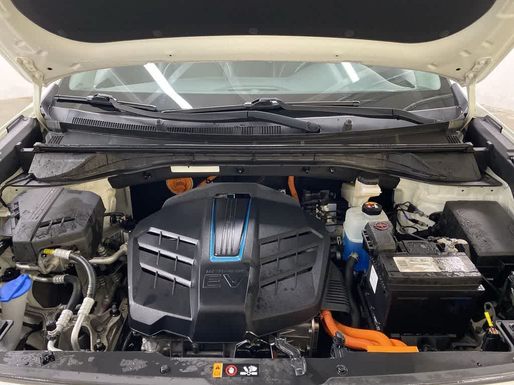 Thumbnail: 2022 Kia Niro - 13