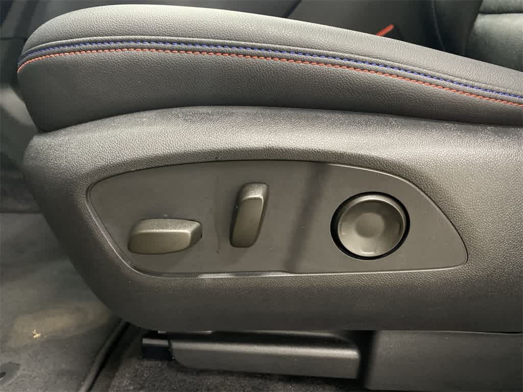 Thumbnail: 2024 Chevrolet Equinox - 16