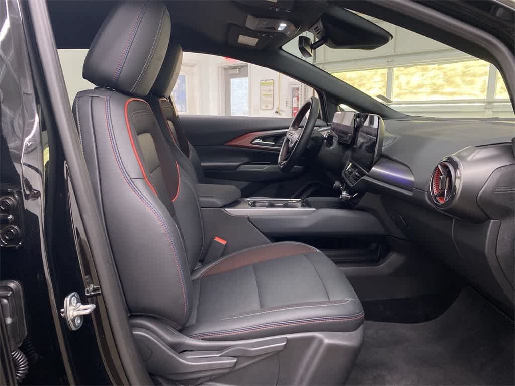 Thumbnail: 2024 Chevrolet Equinox - 19