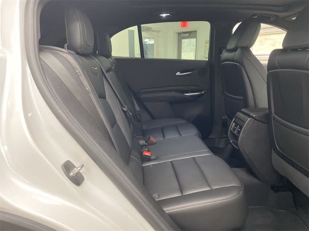 2023 Cadillac XT4 Sport 19