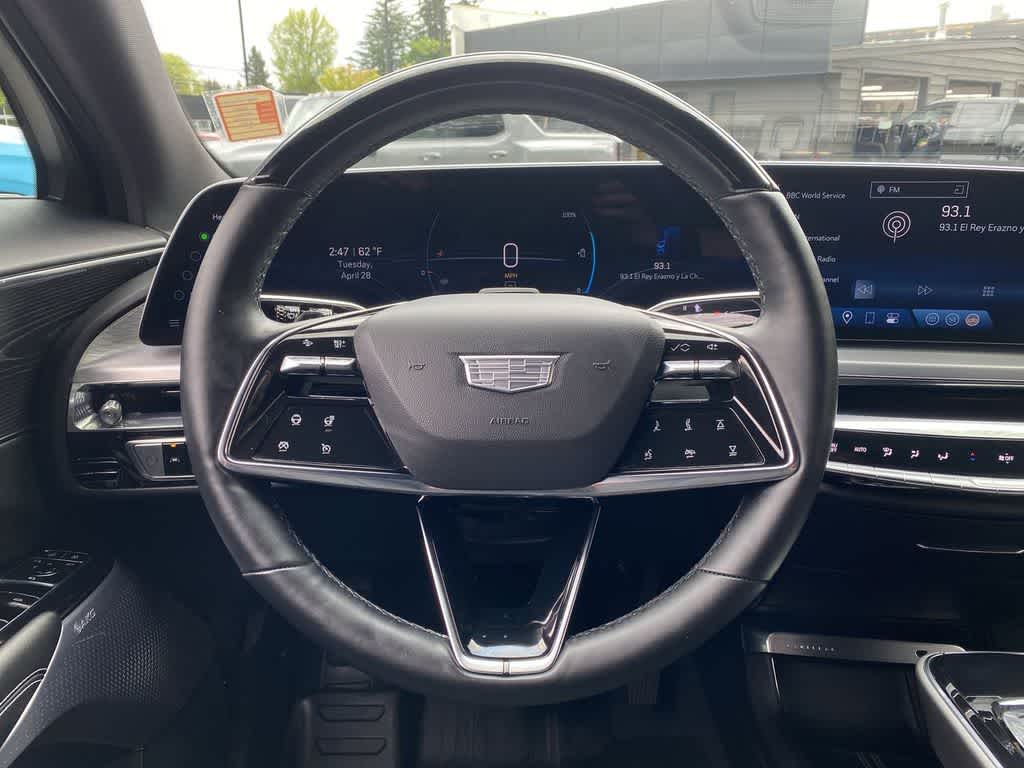 Thumbnail: 2024 Cadillac Lyriq - 20