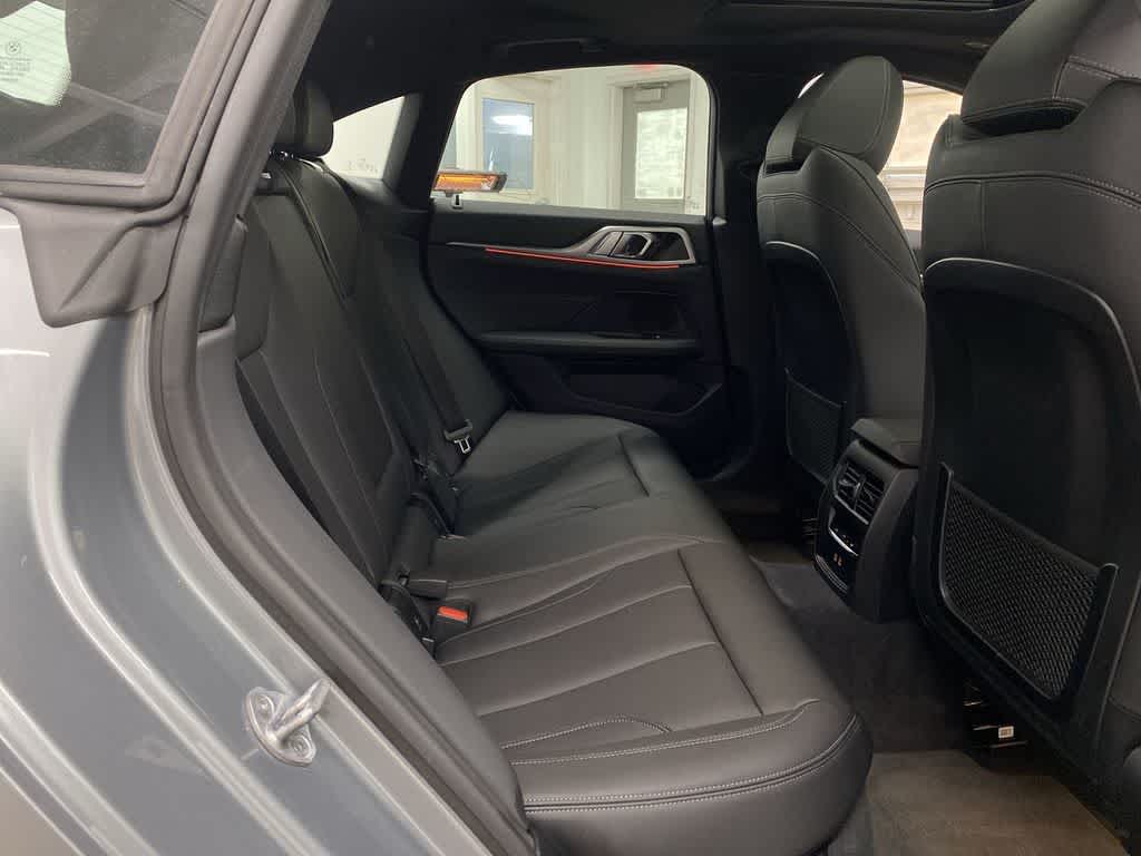 Thumbnail: 2023 BMW 4 Series - 18