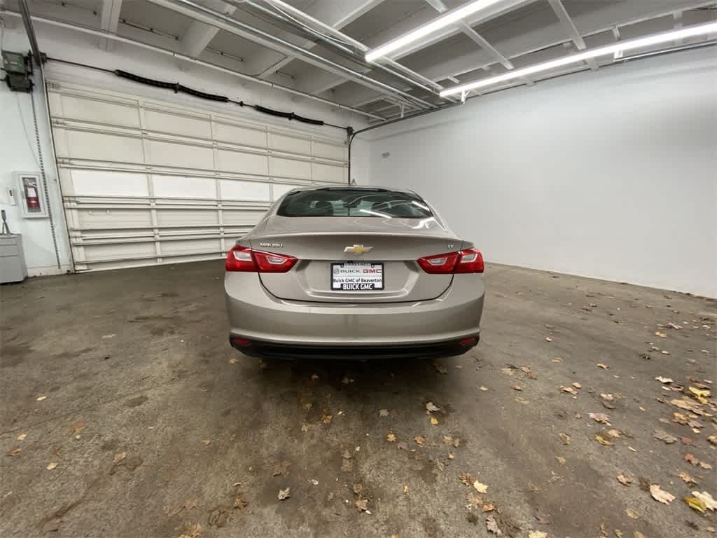 Thumbnail: 2023 Chevrolet Malibu - 5