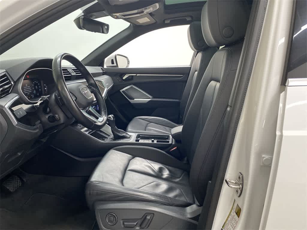 Thumbnail: 2024 Audi Q3 - 14